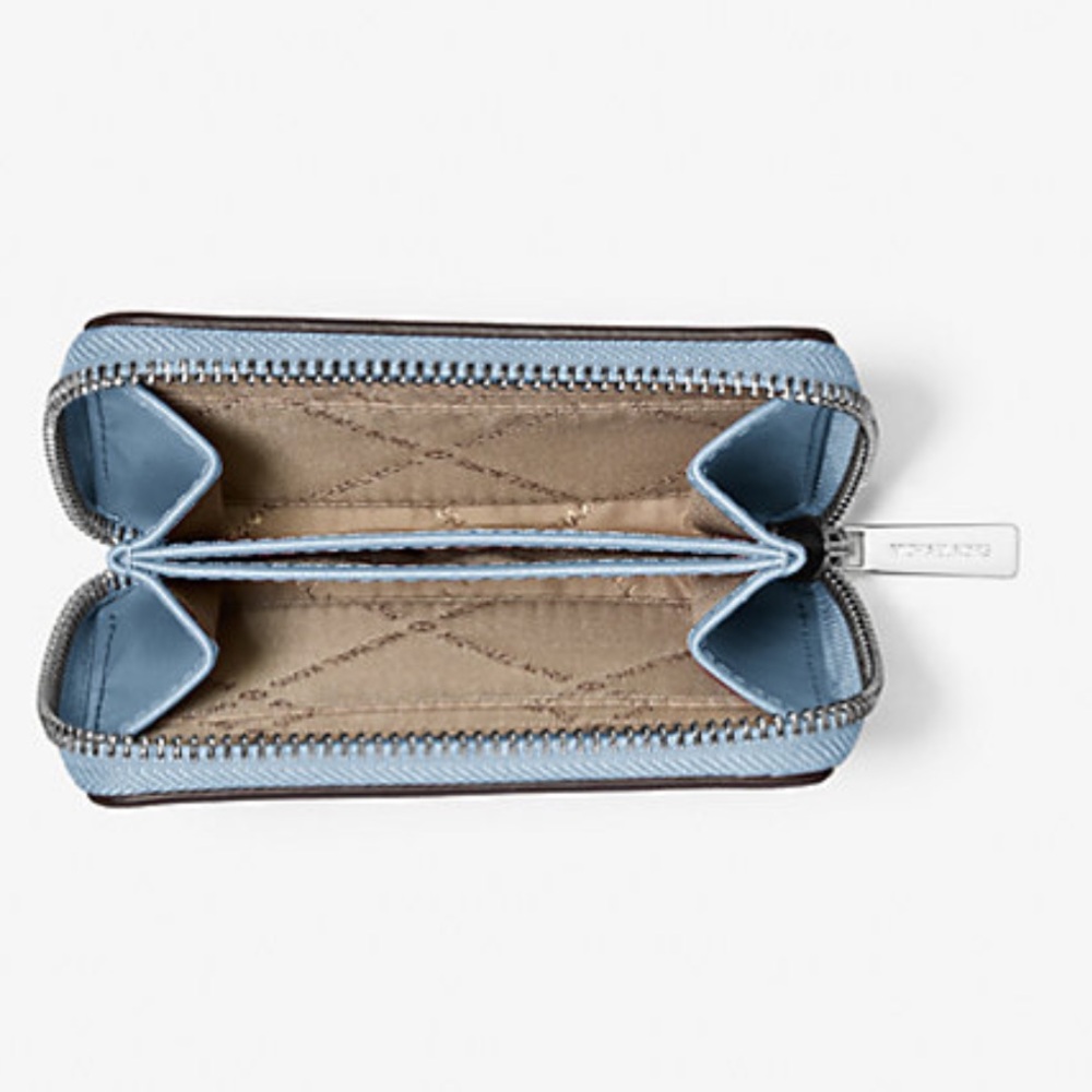 MICHAEL KORS Jet Set Medium Distressed Zip Around Card Case
Cornflower
NWT - Picture 3 of 10